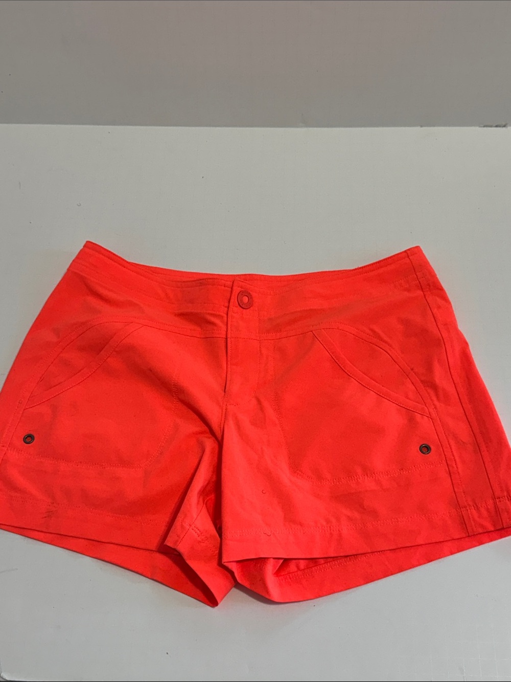 Athleta Clearwater Orange Shorts Size 0
